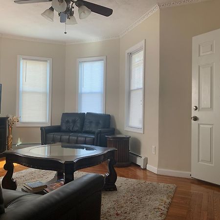 Charming Urban Apartment Getaway Providence Kültér fotó